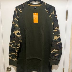 Green Color Army Green Camo Thermal Men's Thermal long sleeves - NEW